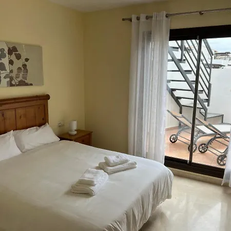 Apartment Precioso Atico Con Vistas Y Jacuzzi Privado En La Terraza Estepona